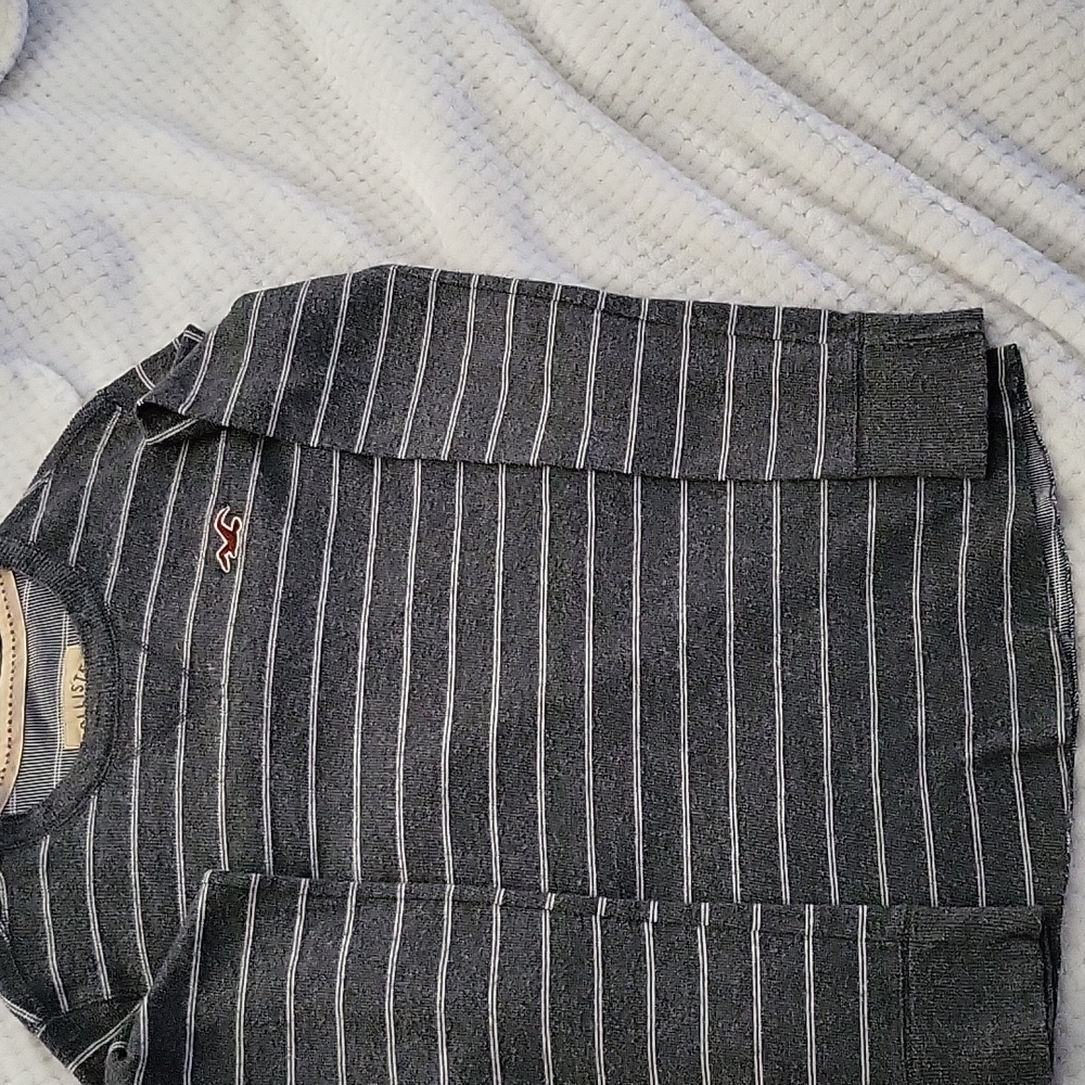 Hollister lightweight sweater shirt Men medium